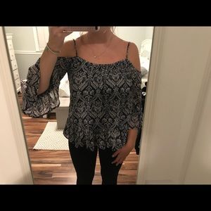 Off-shoulder Patterned Blouse